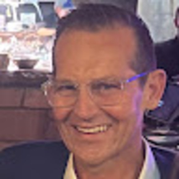 Meet your Posher, Reid - Picture 1 of 1